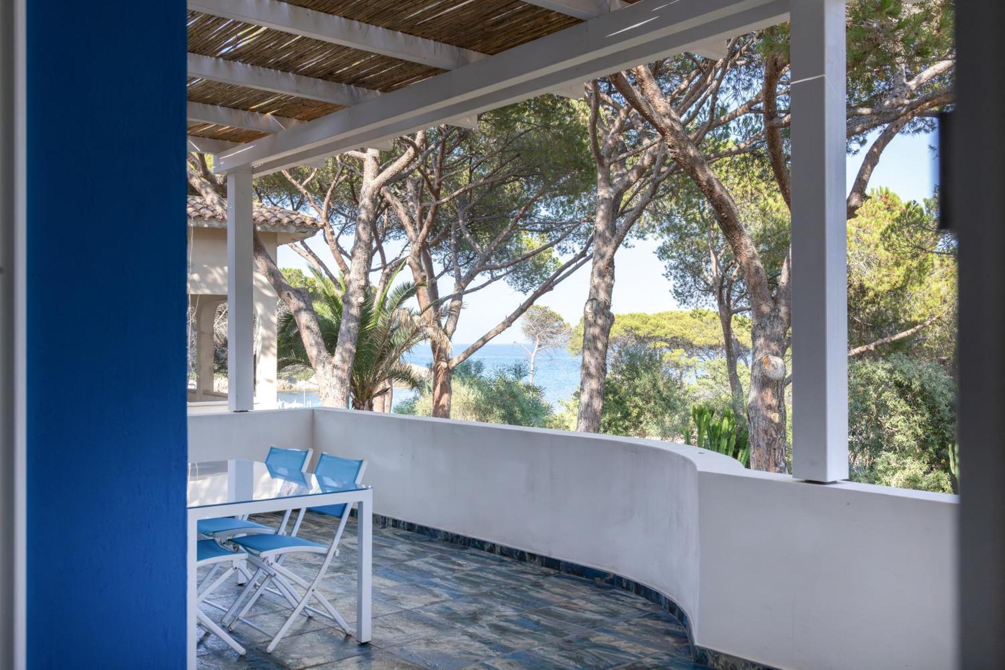 Villa B. Calaliberotto Cala Liberotto Eksteriør billede